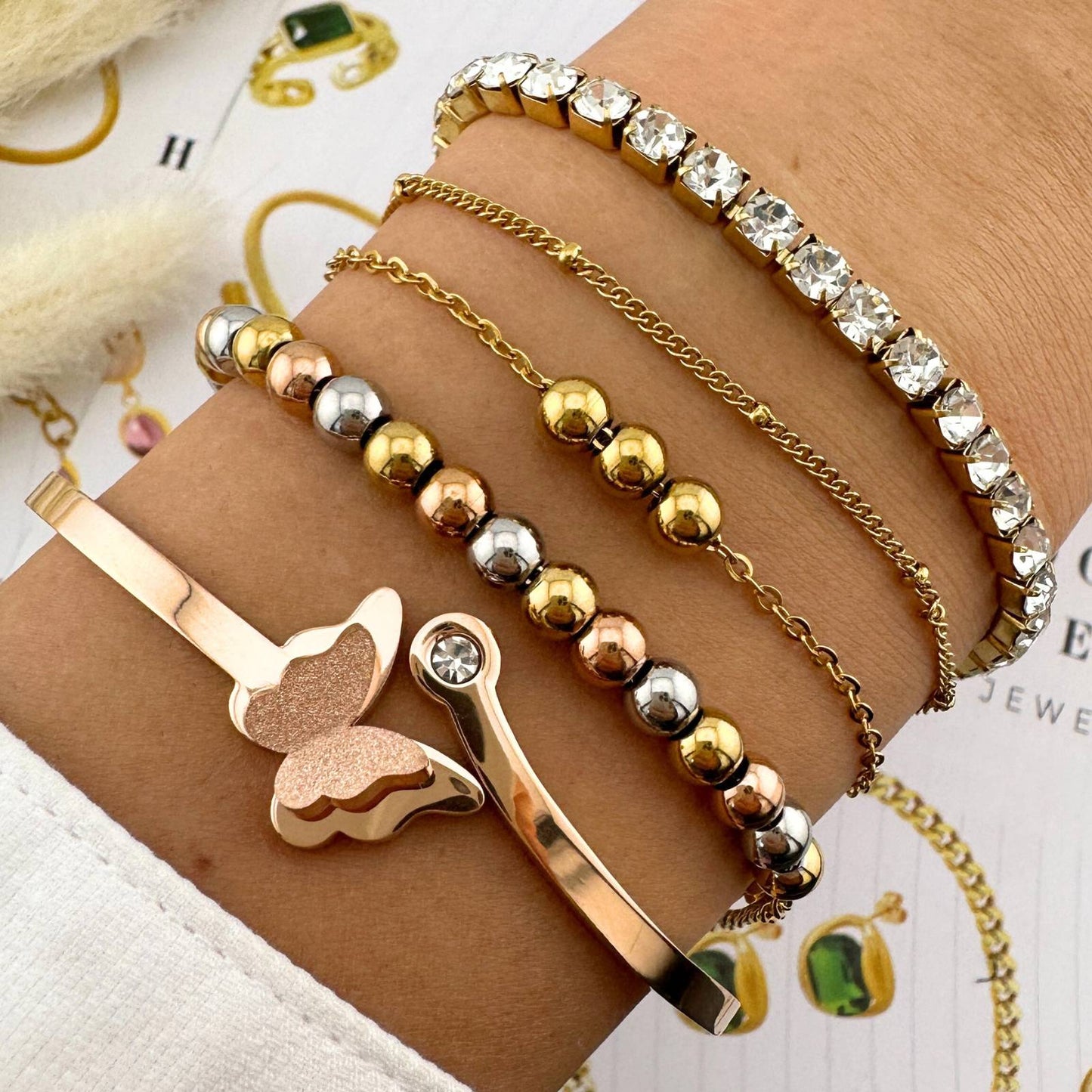 Tennis bracelet