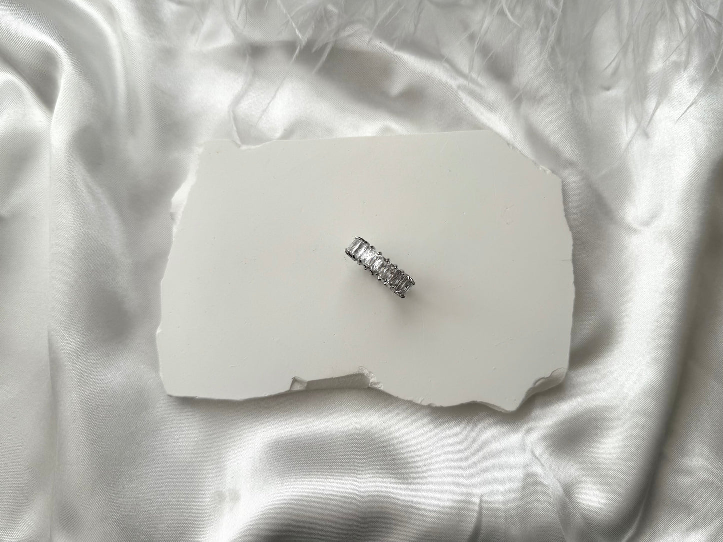 Halo ring-silver