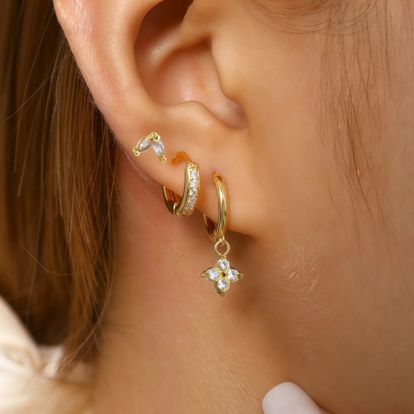 Triple stack earrings gold