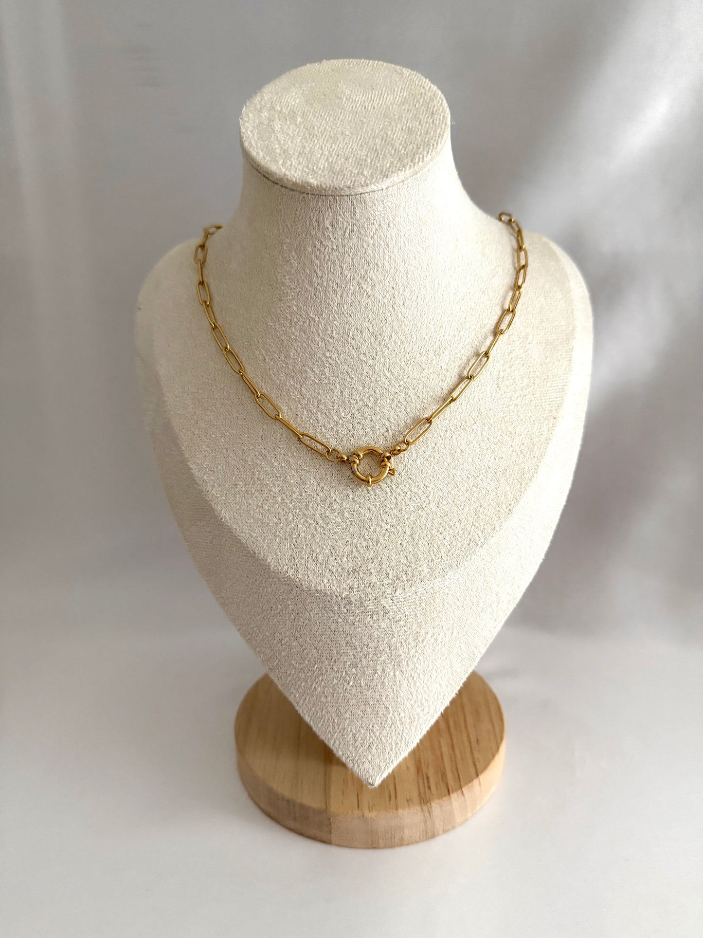 O ring paperclip necklace gold