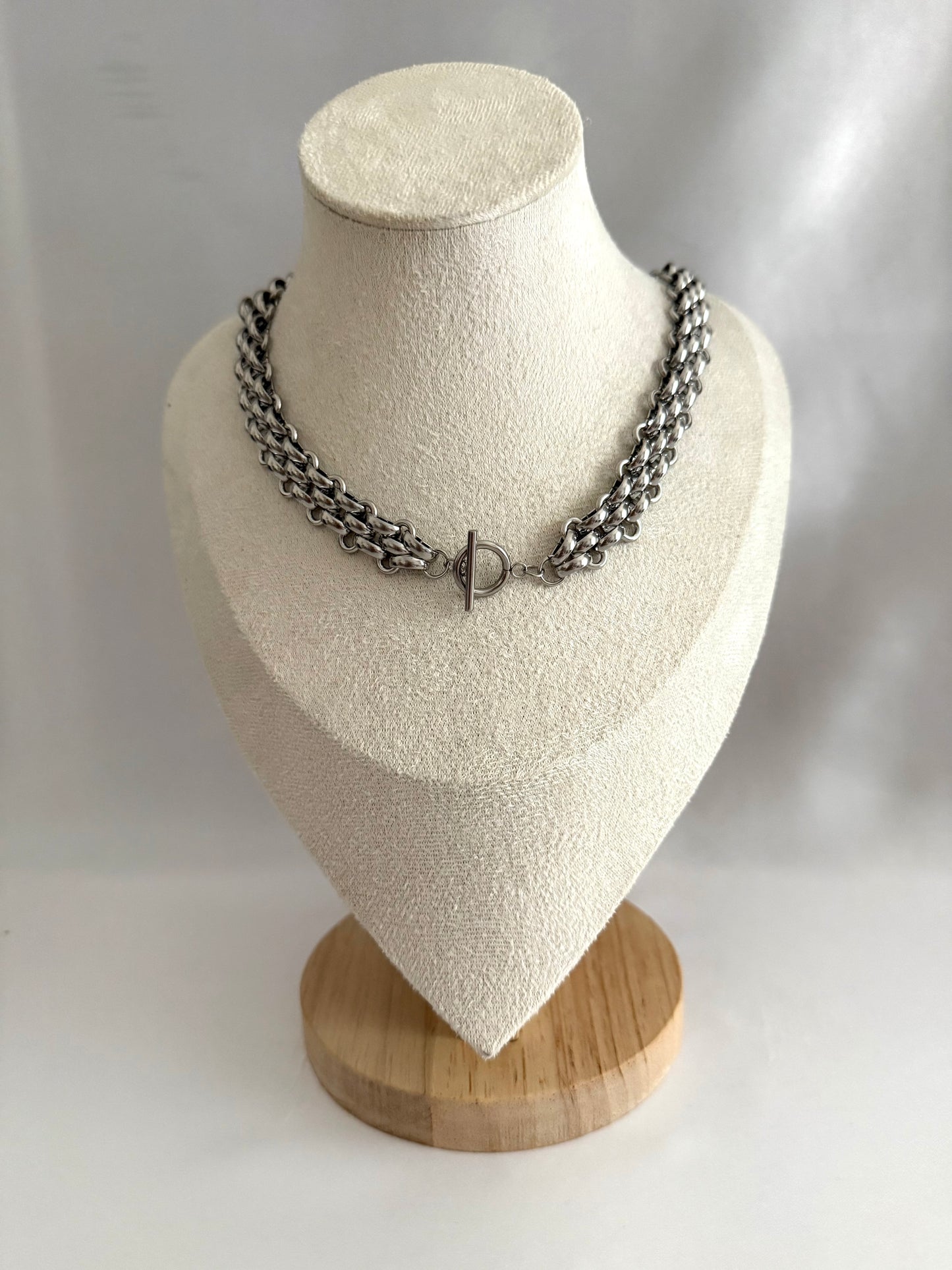 Netted fob necklace silver