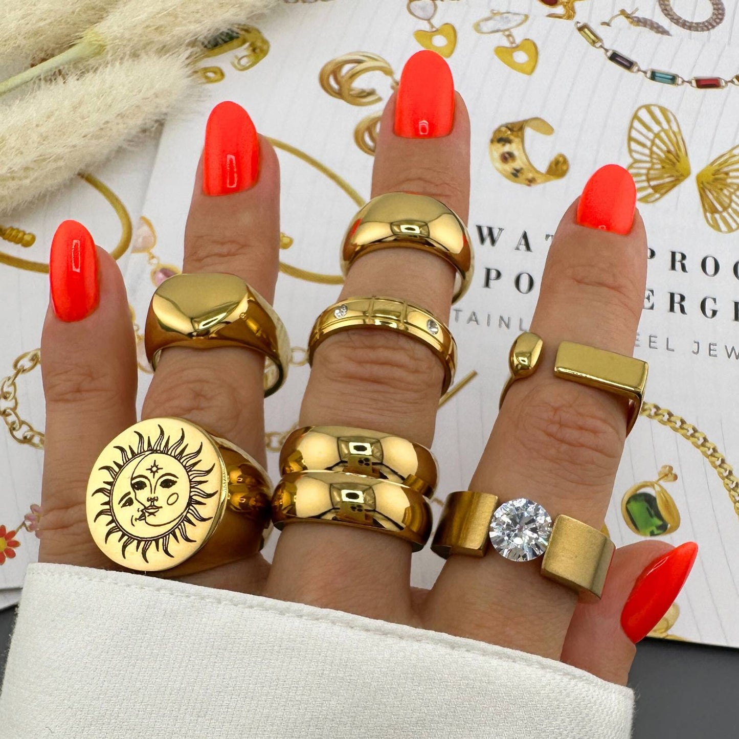 Chunky sun ring