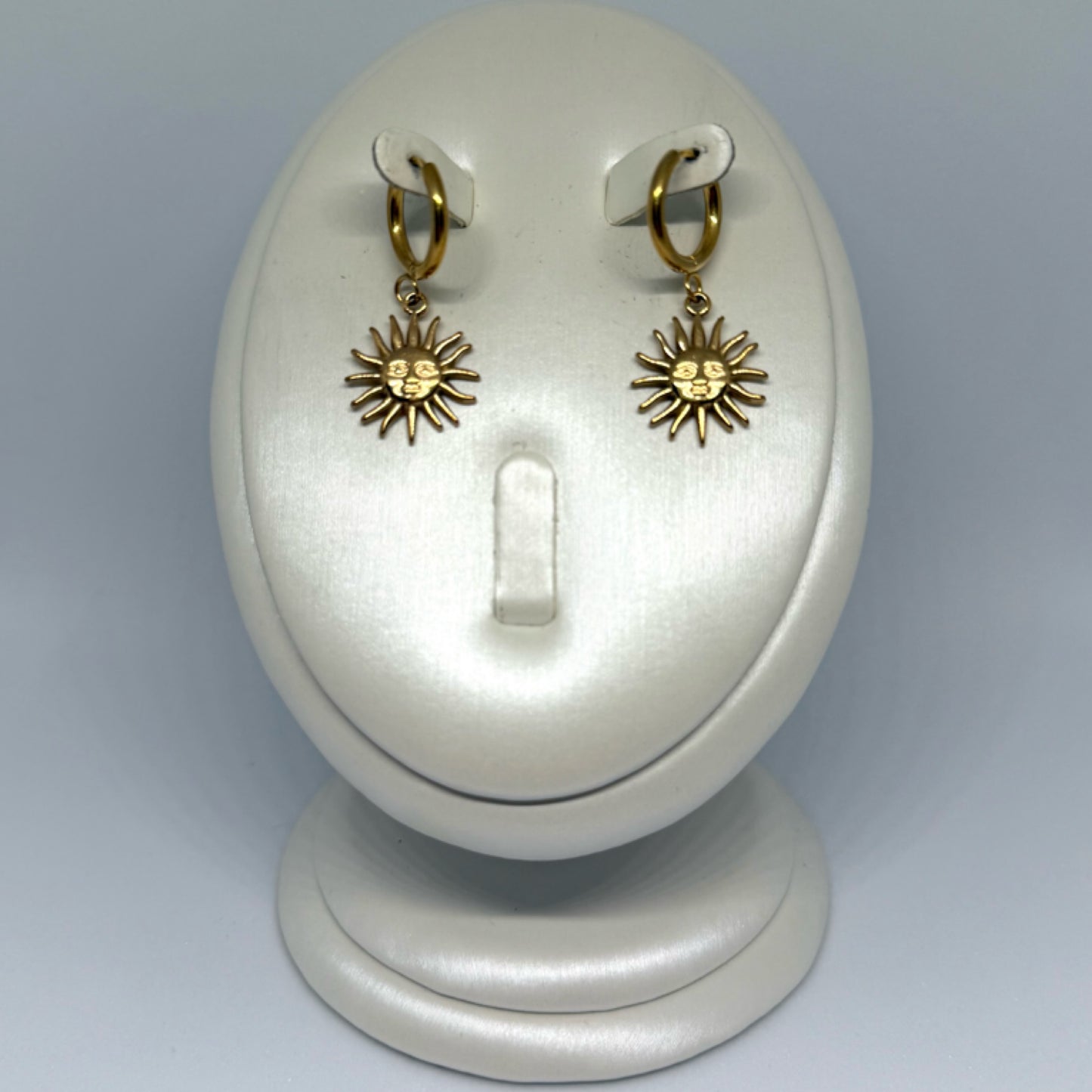 Sun drop earrings gold