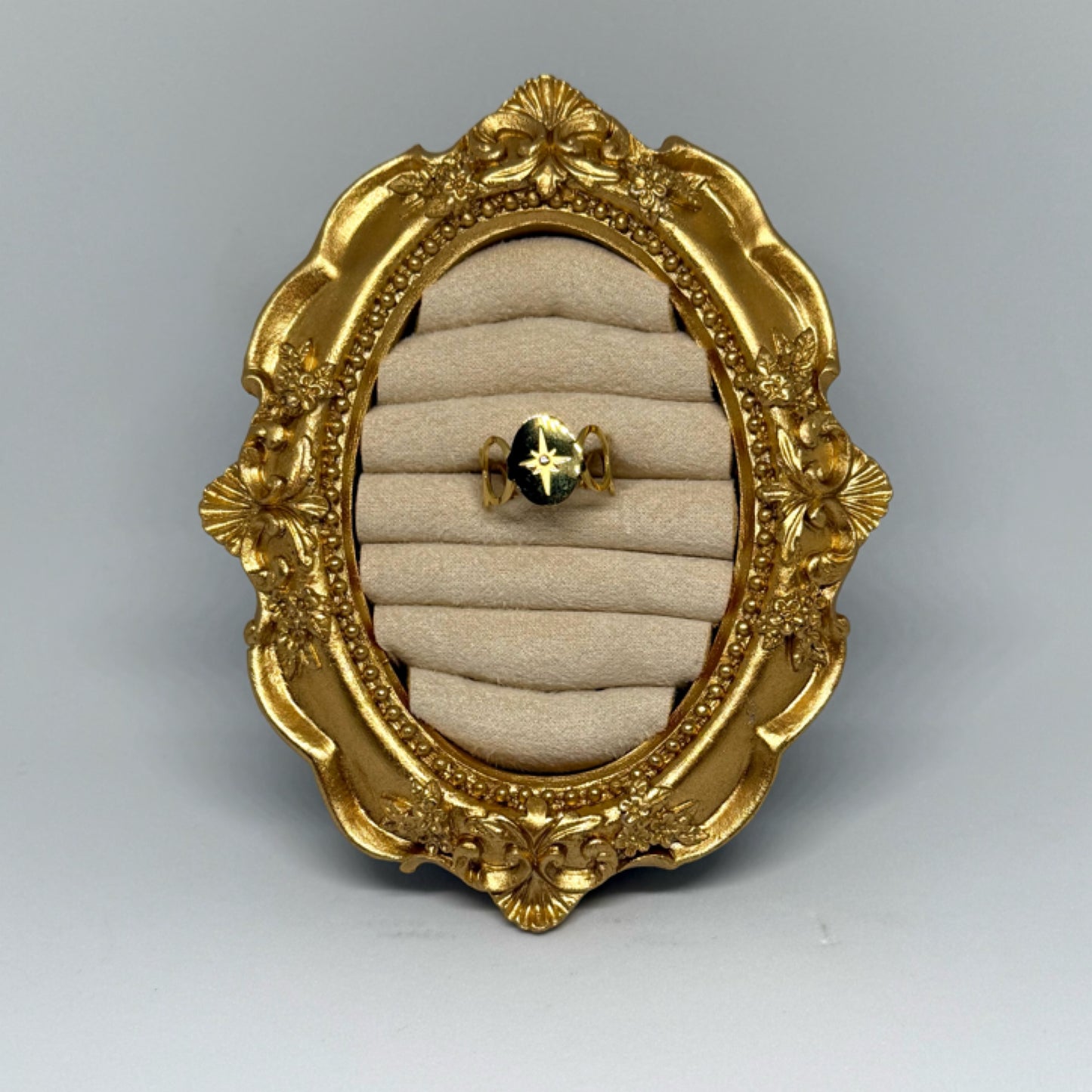 Flat start ring gold