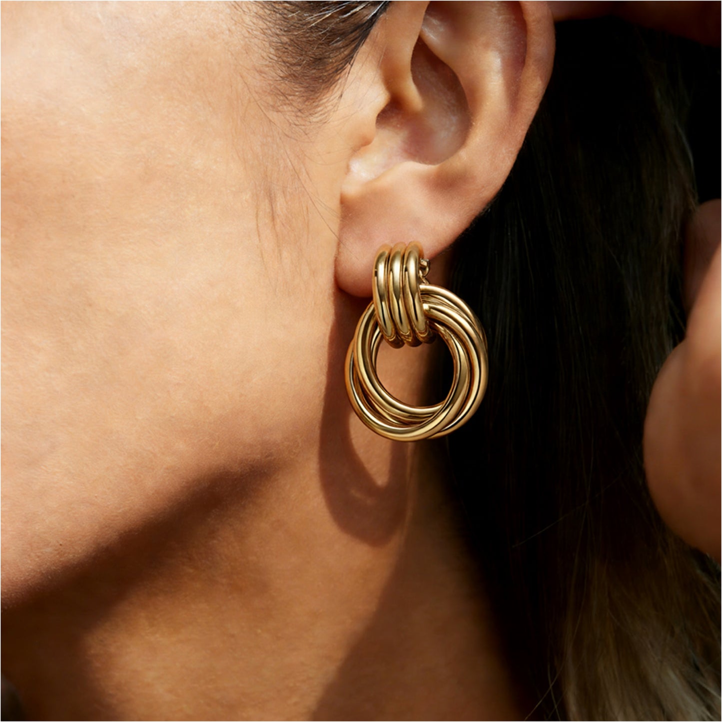 Chunky knot earrings gold