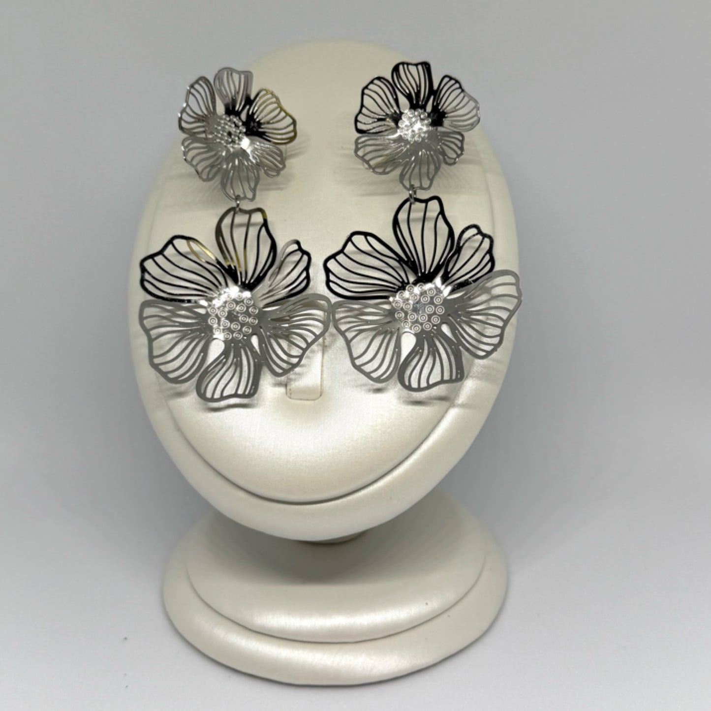 Double flower earrings silver