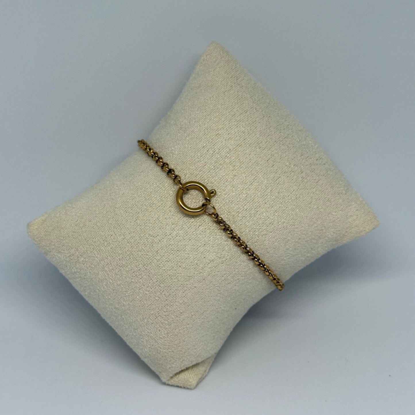 O clip thin bracelet