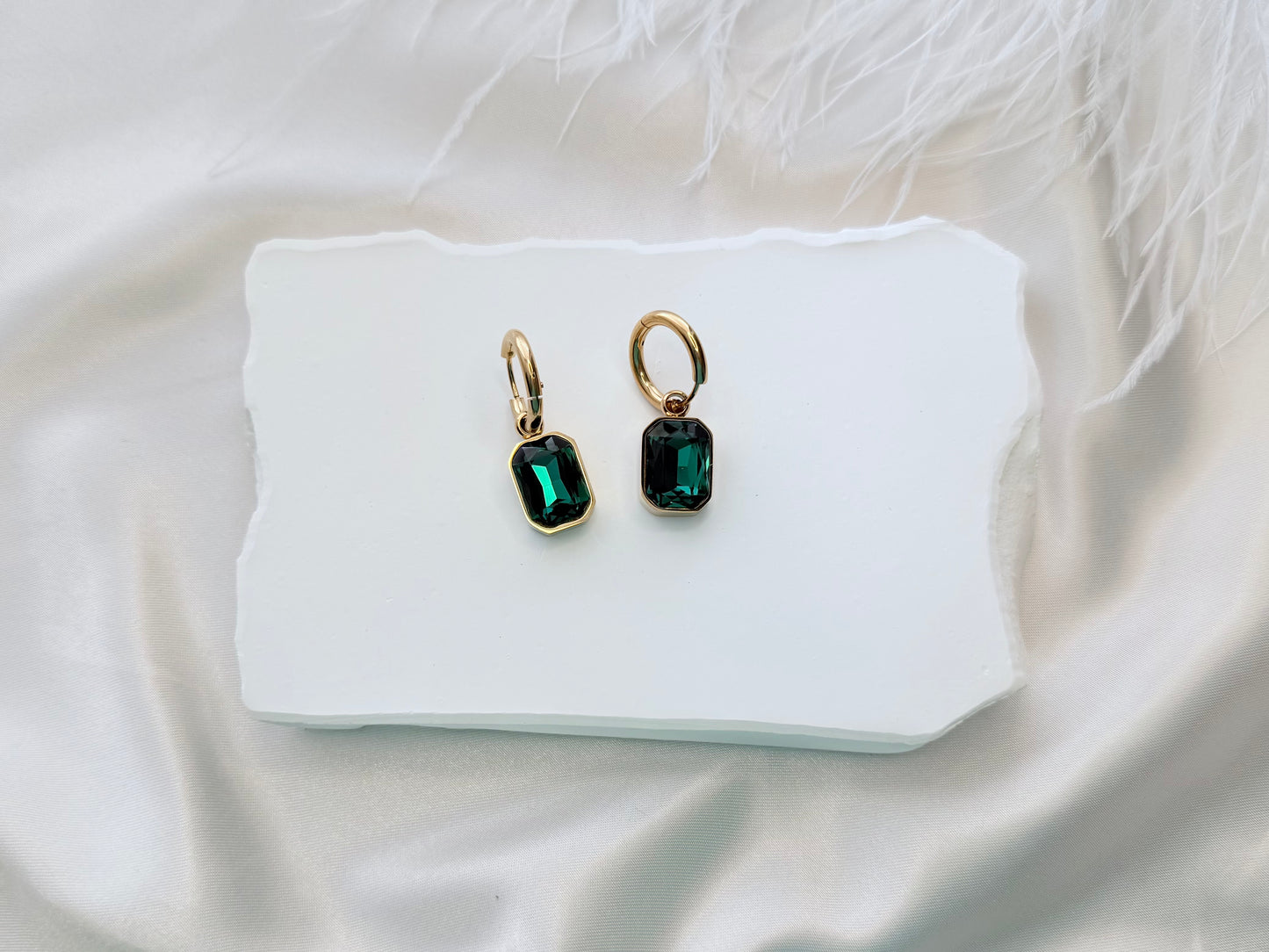 Emerald drop earrings