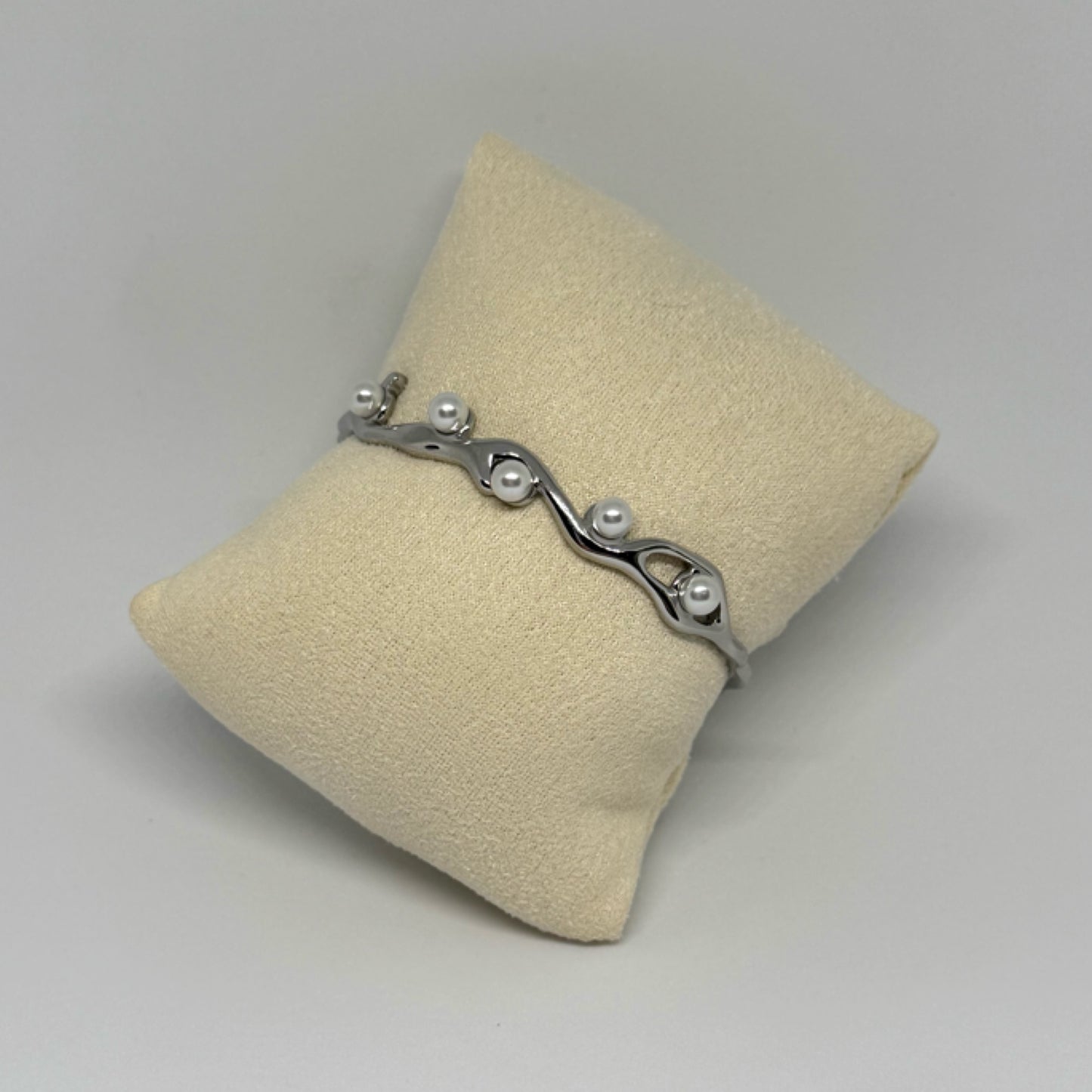 Pearl silver bangle cuff