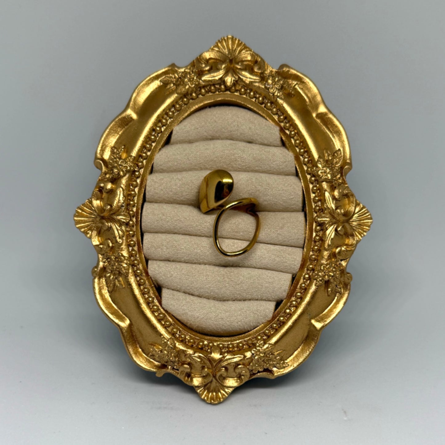 O wrap ring gold