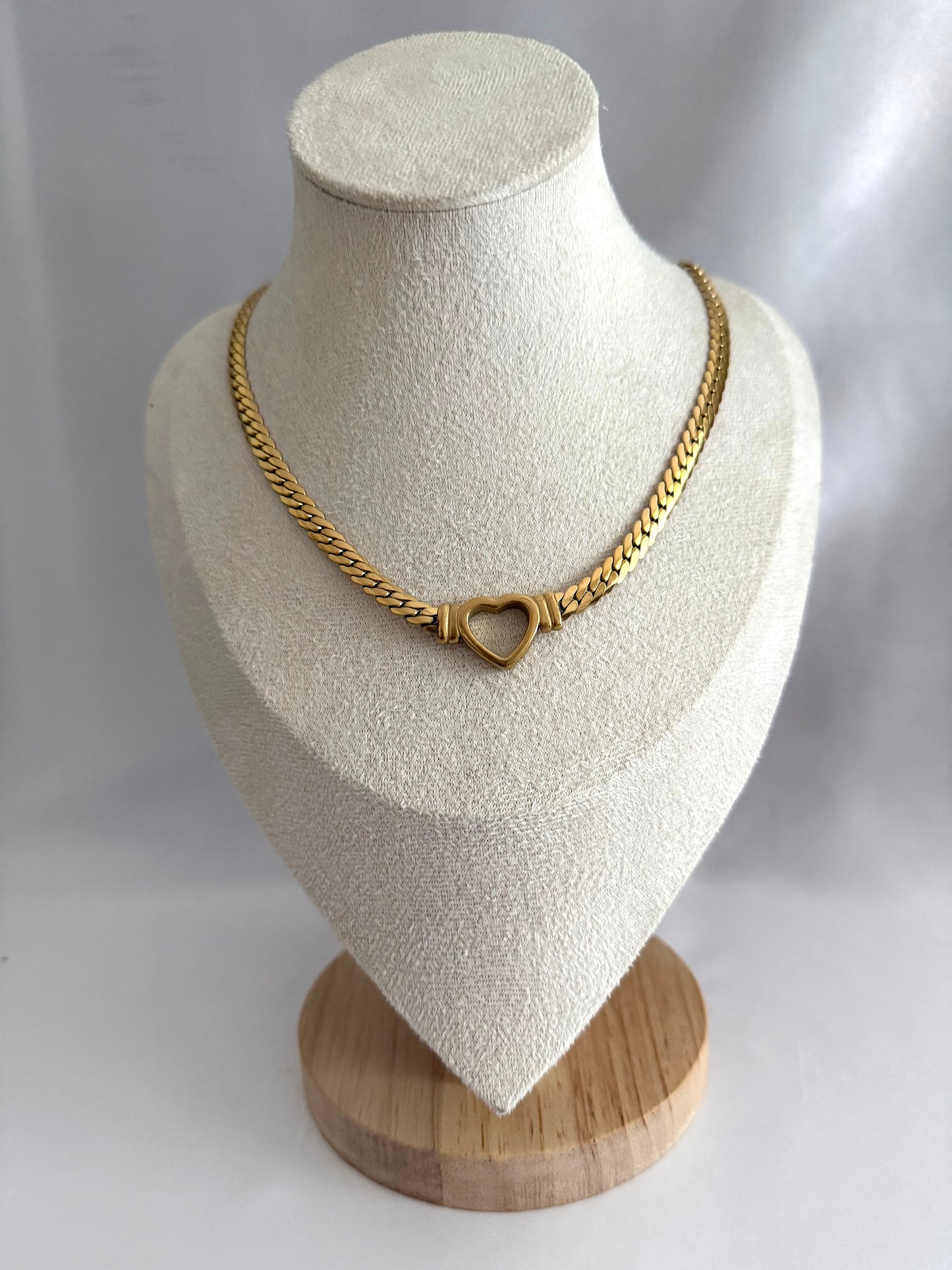 Retro heart necklace gold