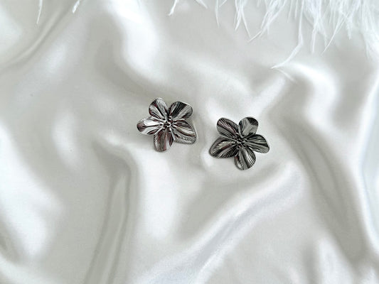 Hibiscus statement stud earrings silver