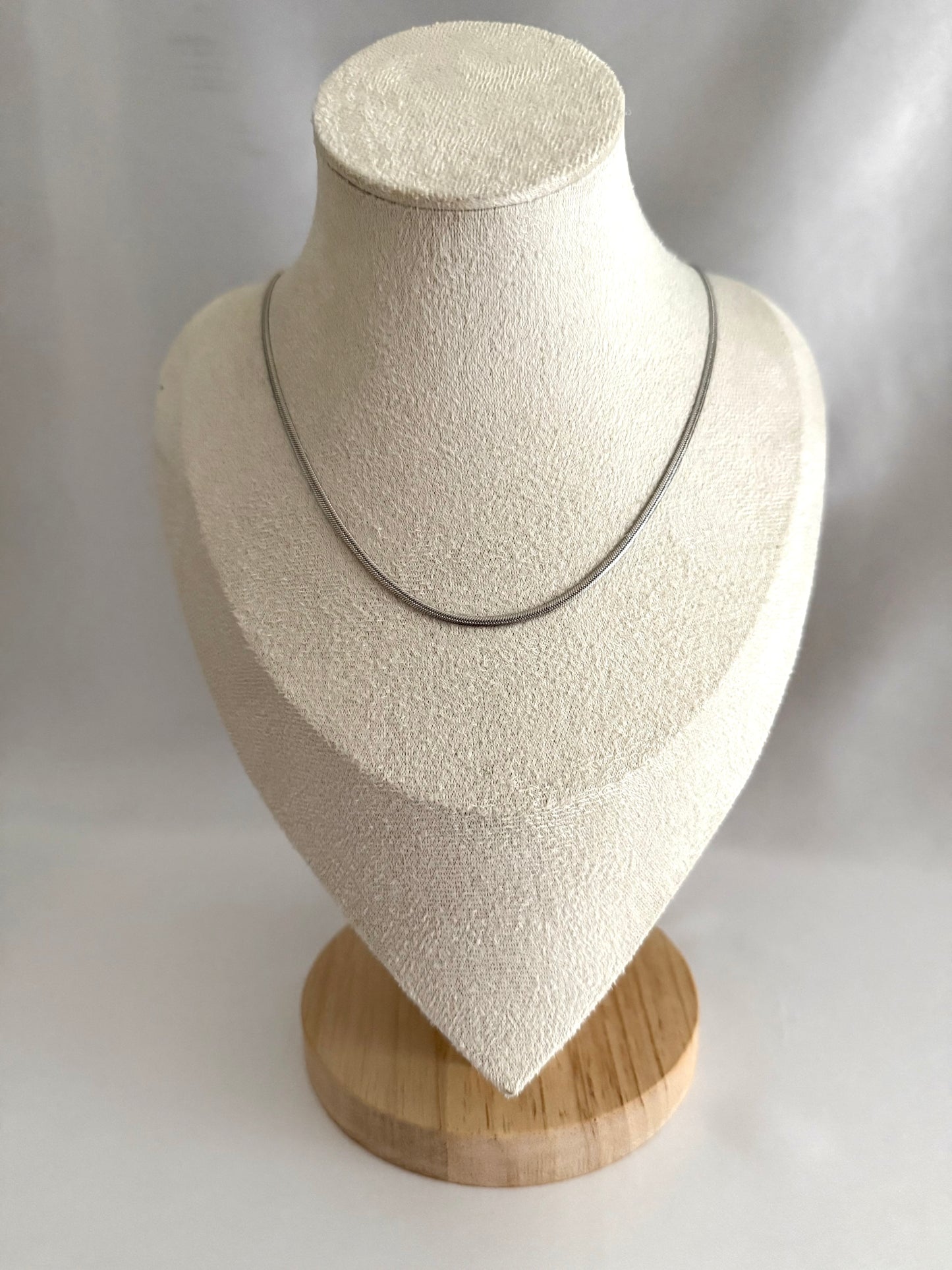 Snake 0.2cm silver necklace
