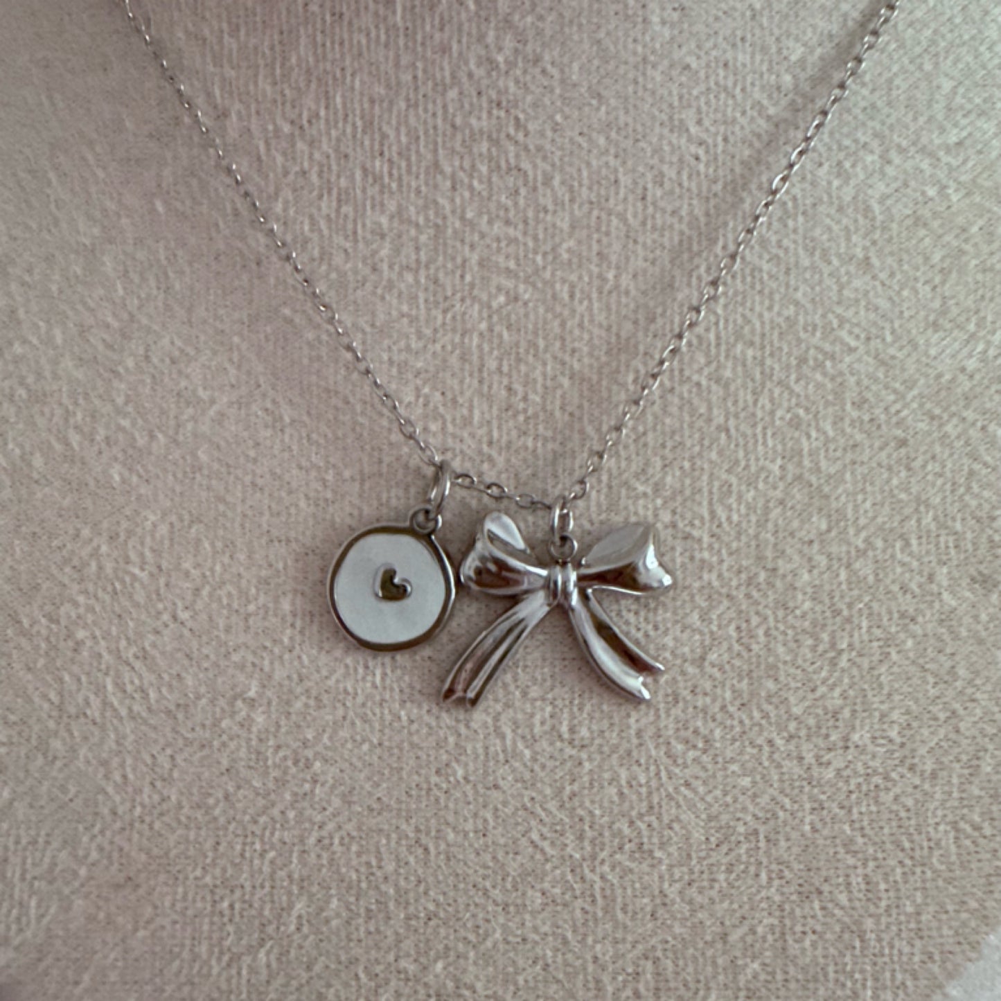 Bow heart charm necklace silver