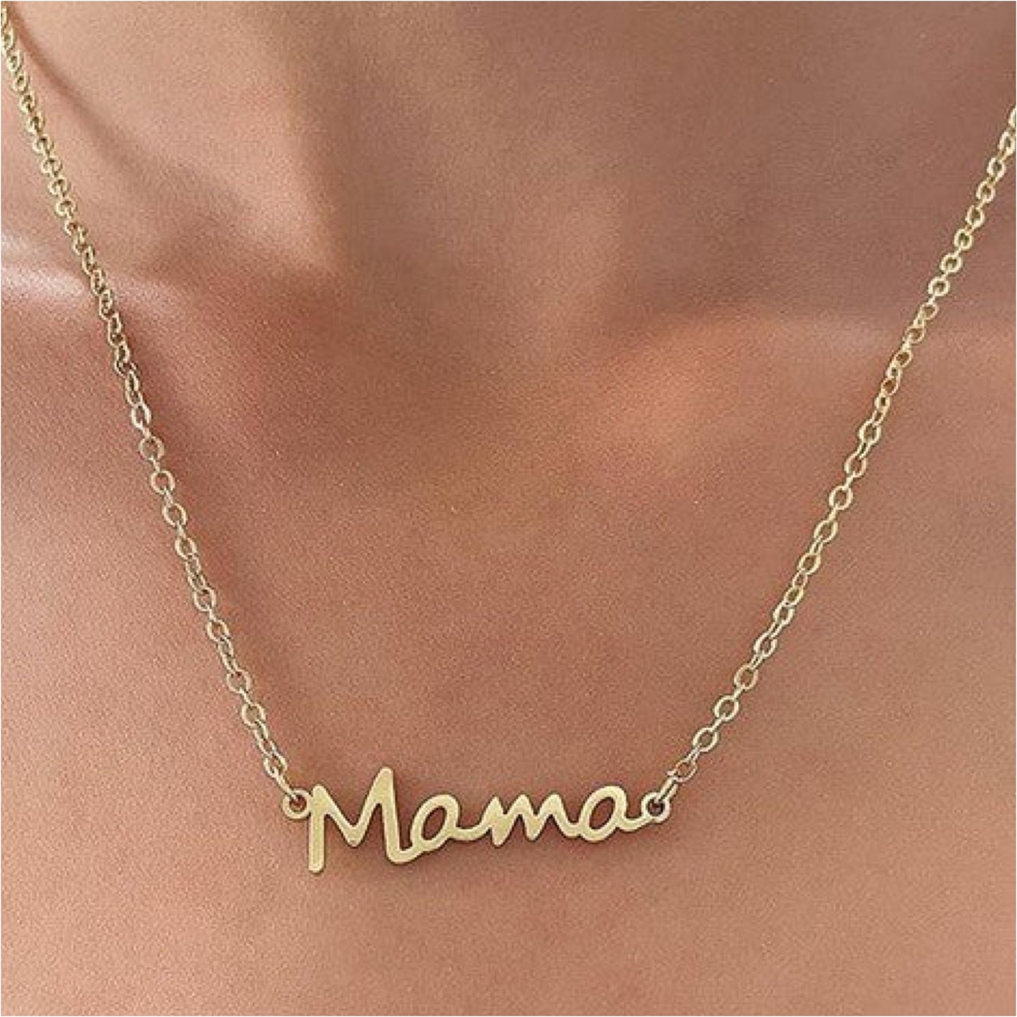 Mama necklace gold