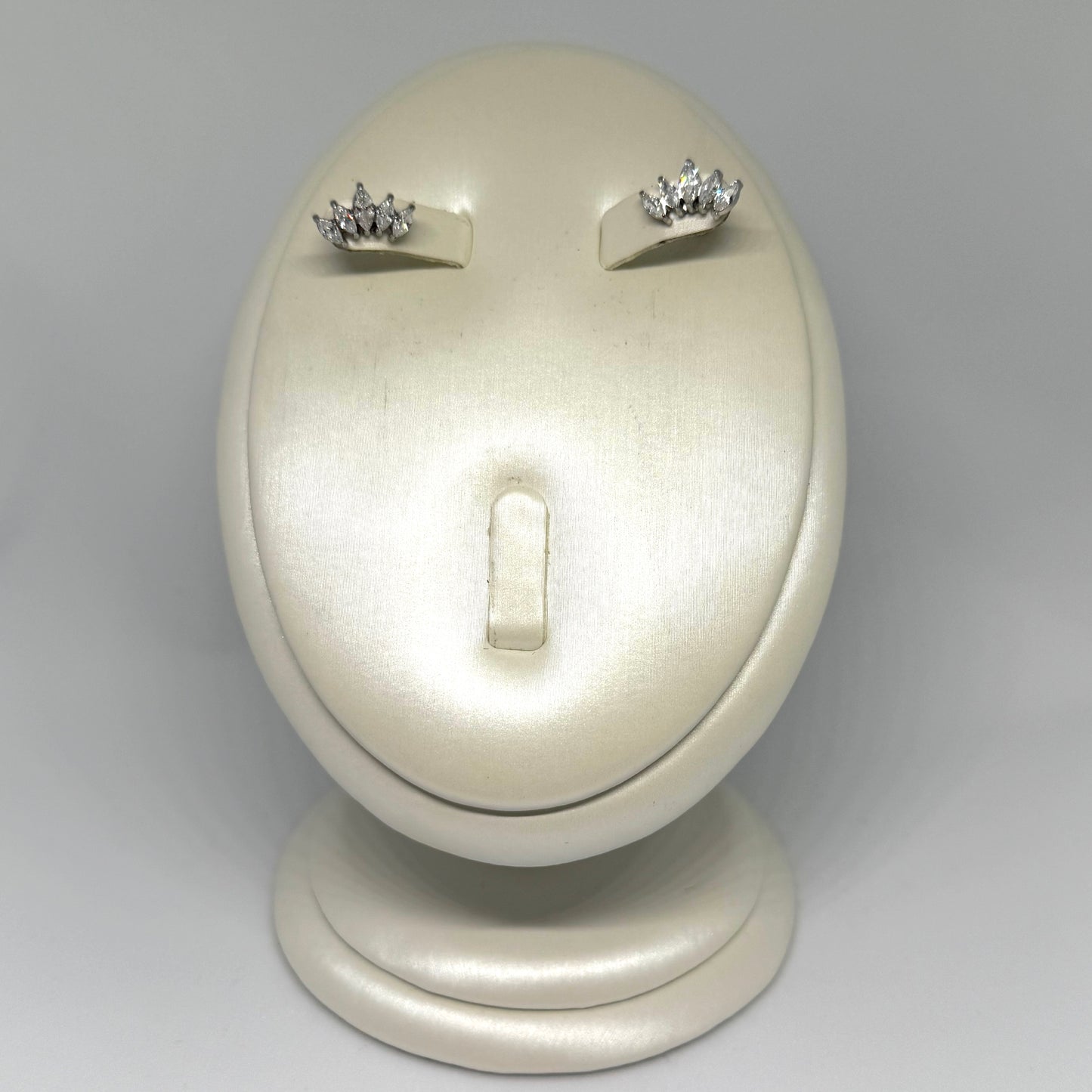 Princess stud earrings silver
