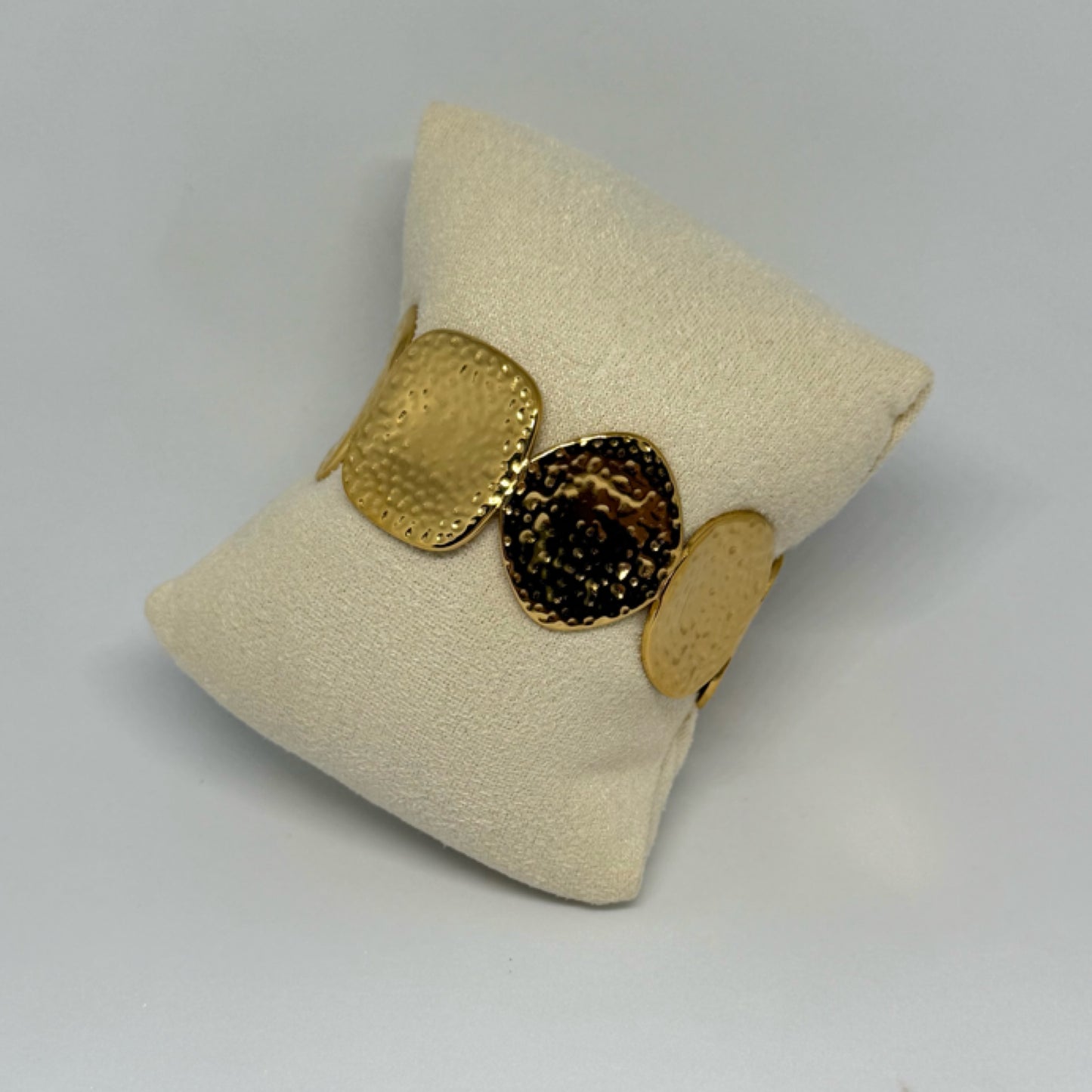 Disc gold bangle cuff