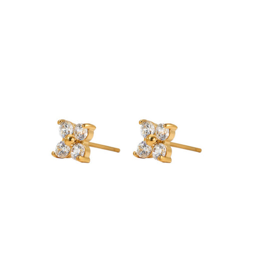 Delicate flower stud earrings gold