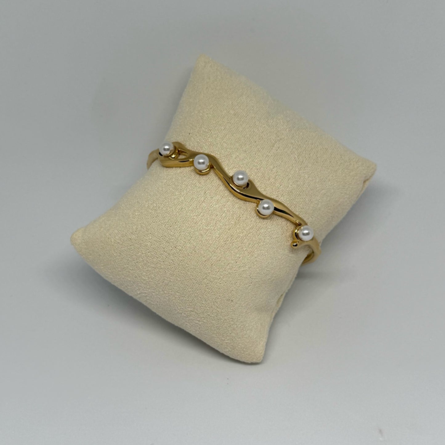 Pearl gold bangle cuff
