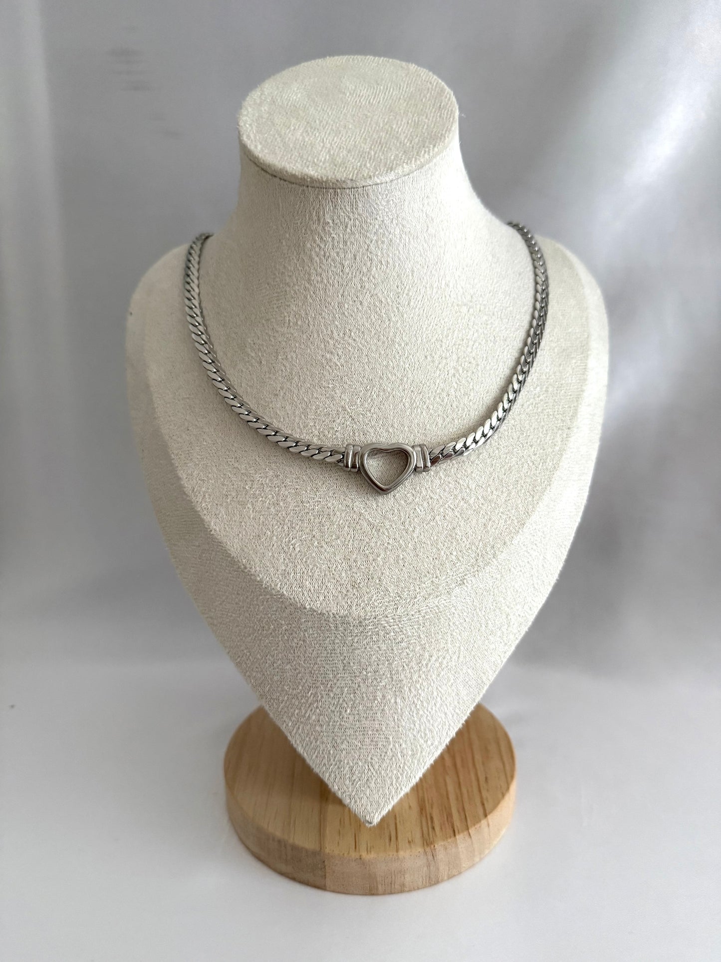 Retro heart necklace silver
