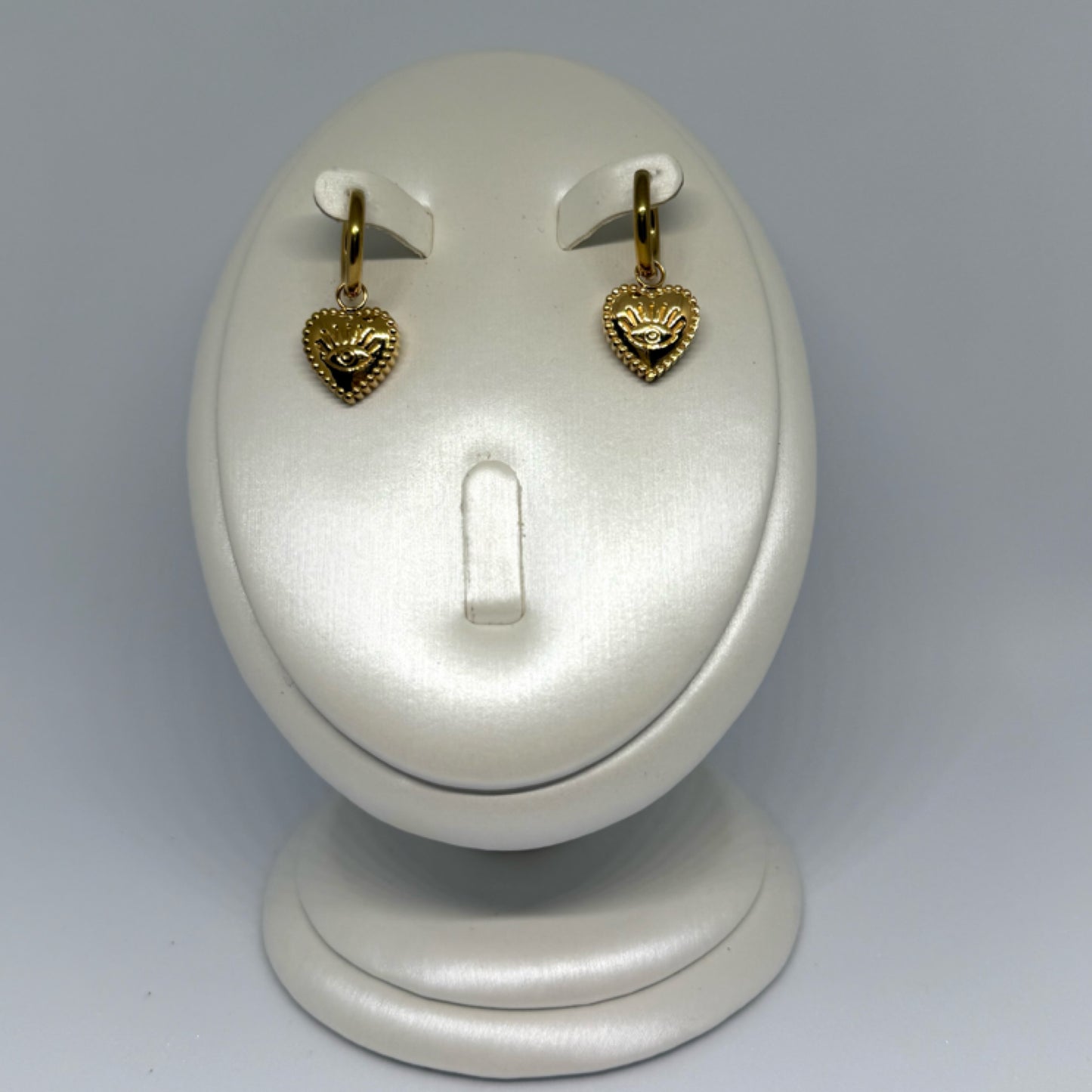 Eye Heart drop earrings