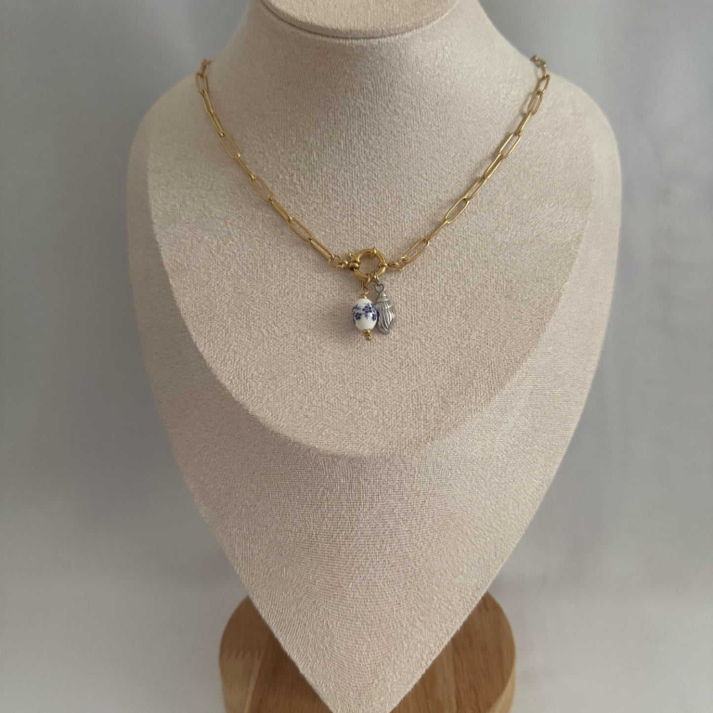 Shell mix metal charm necklace