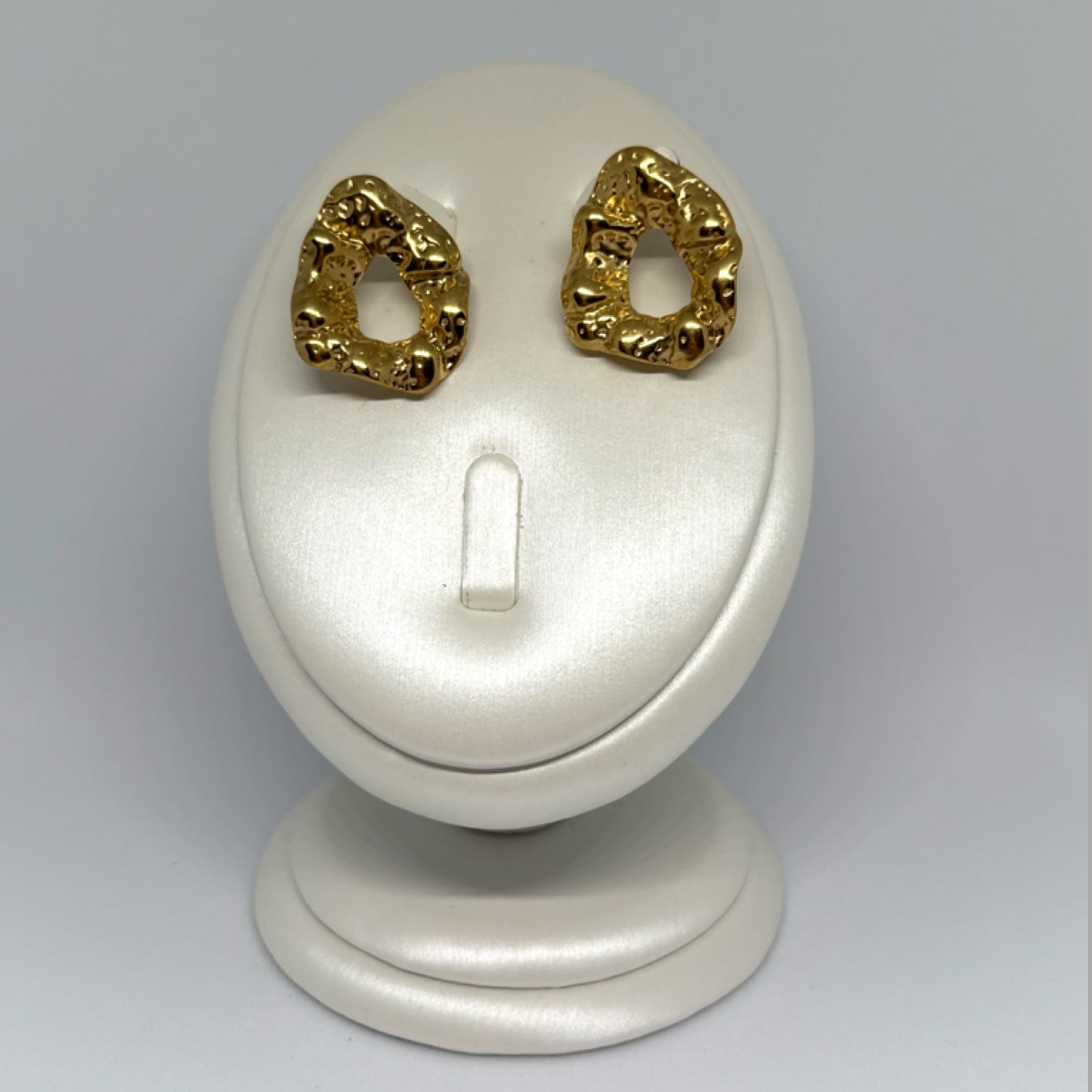 Irregular reef earrings gold