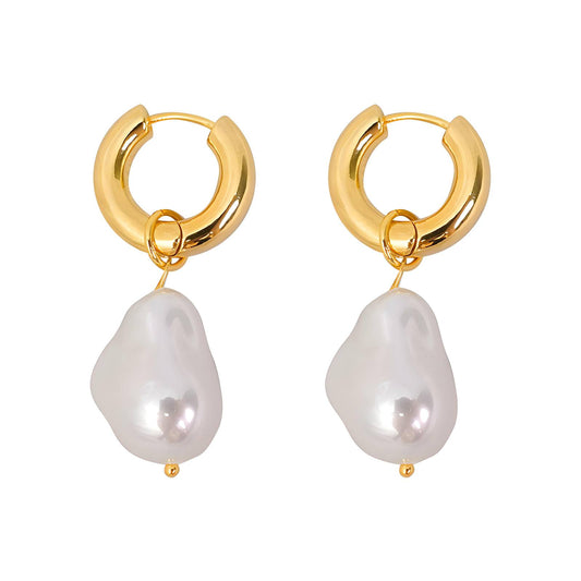 Pearl drop earrings
