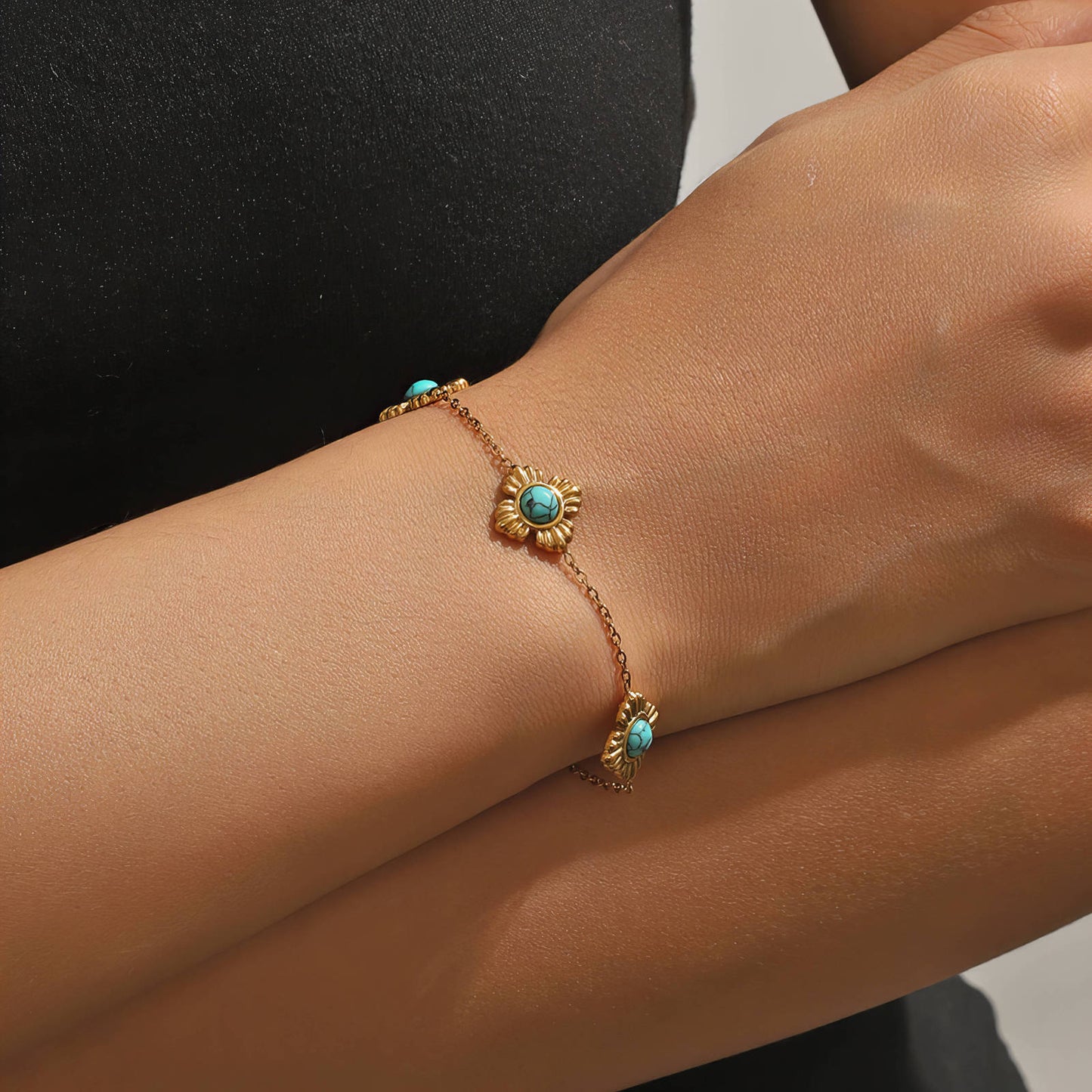 Turquoise flower bracelet