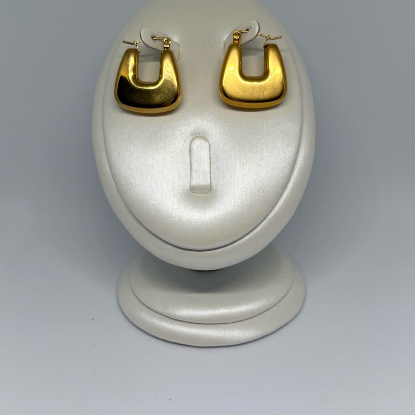 Extra chunky Square hoop earrings gold