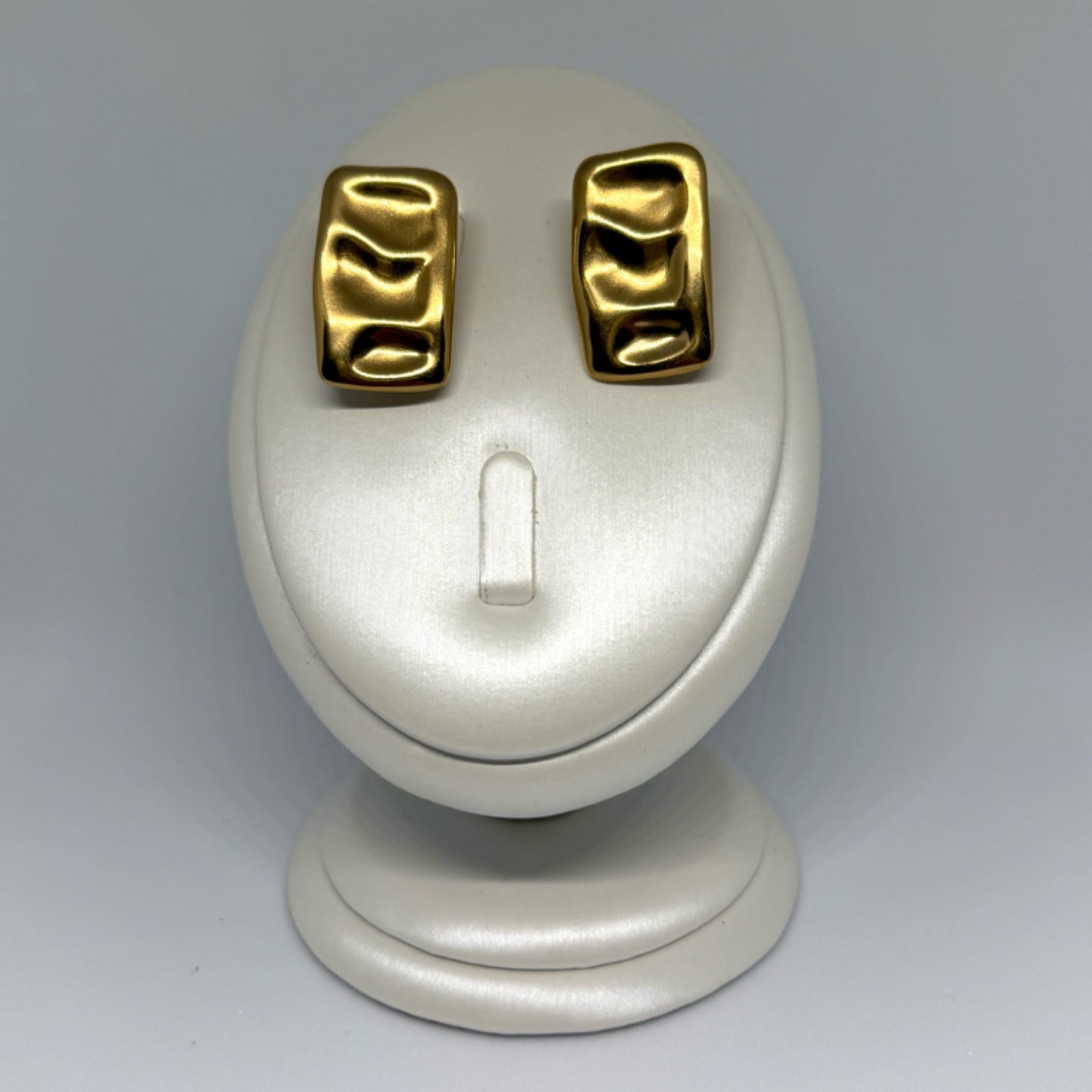 Irregular rectangle earrings gold