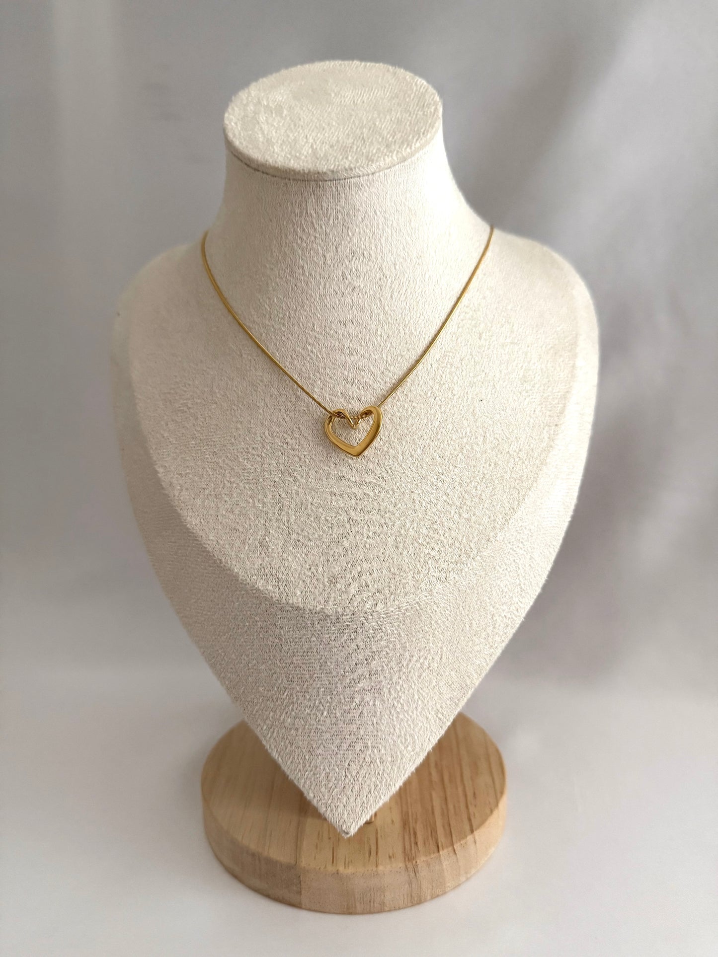 Love linked snake necklace gold