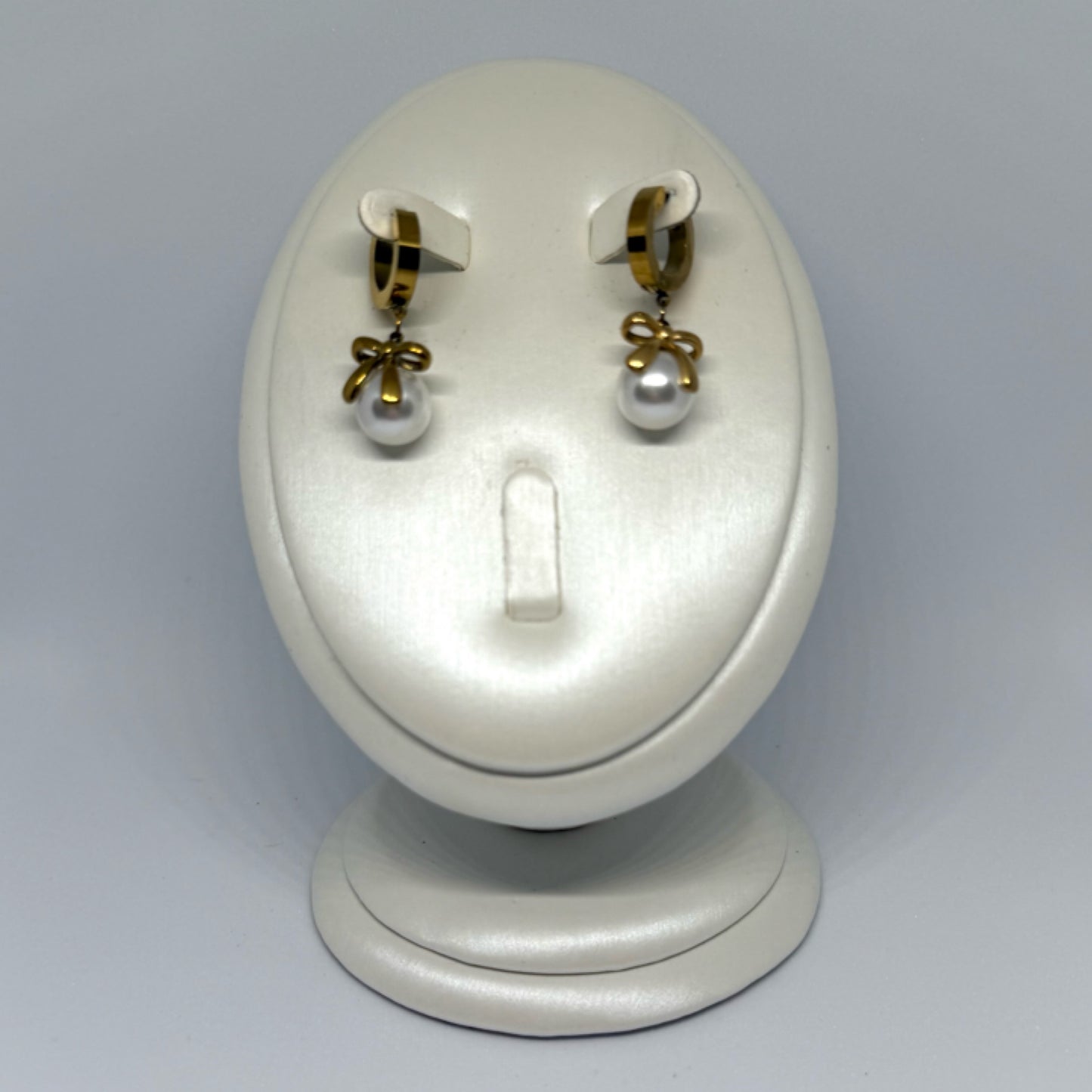 Pearl bow drop earrings