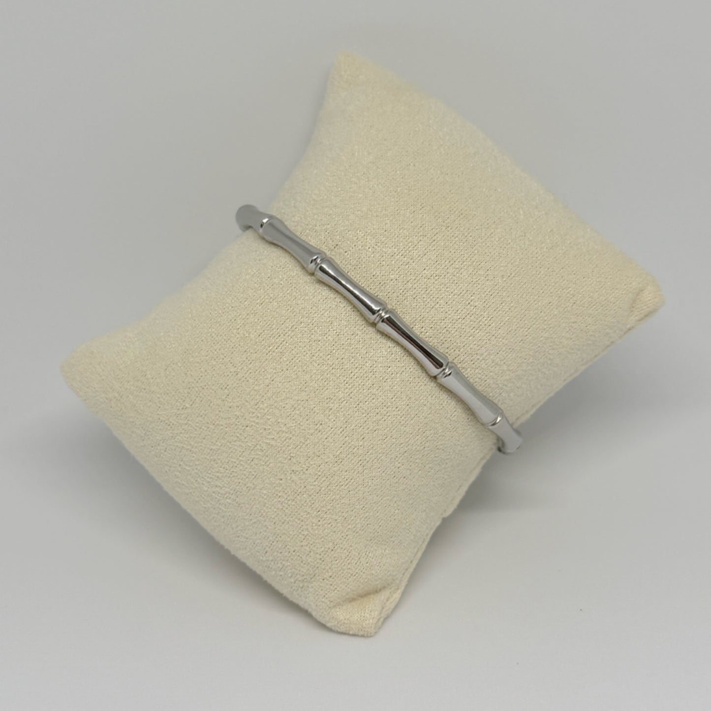 Bamboo bangle silver