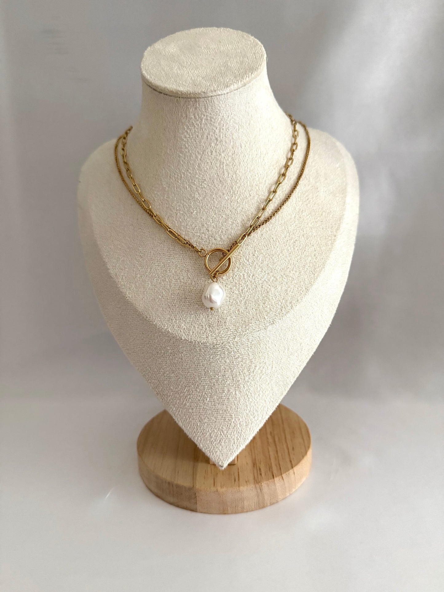 Pearl fob necklace