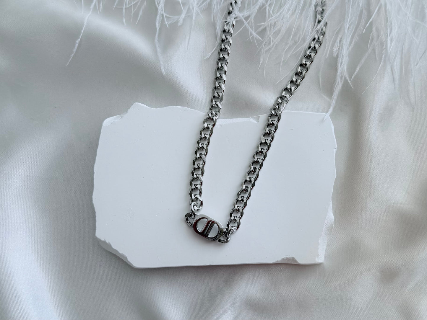 Chunky D chain necklace Silver