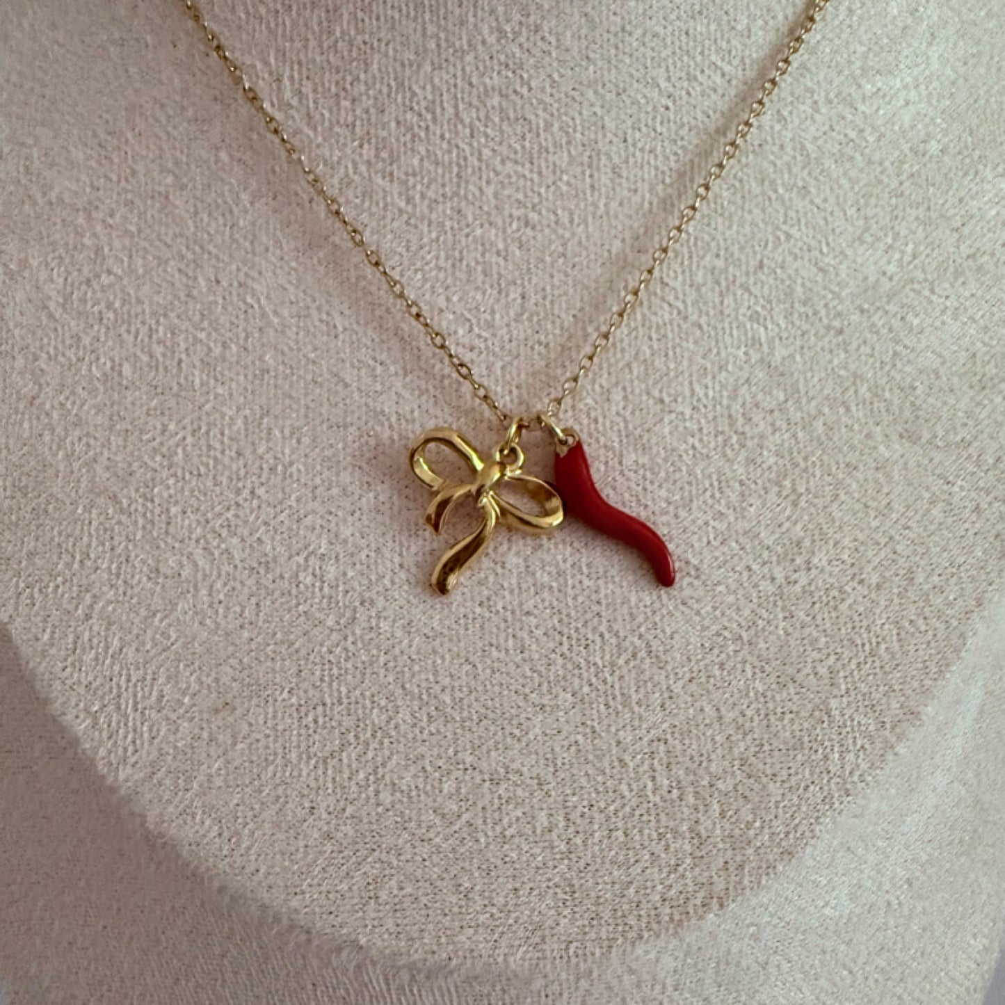 Chilli bow charm necklace