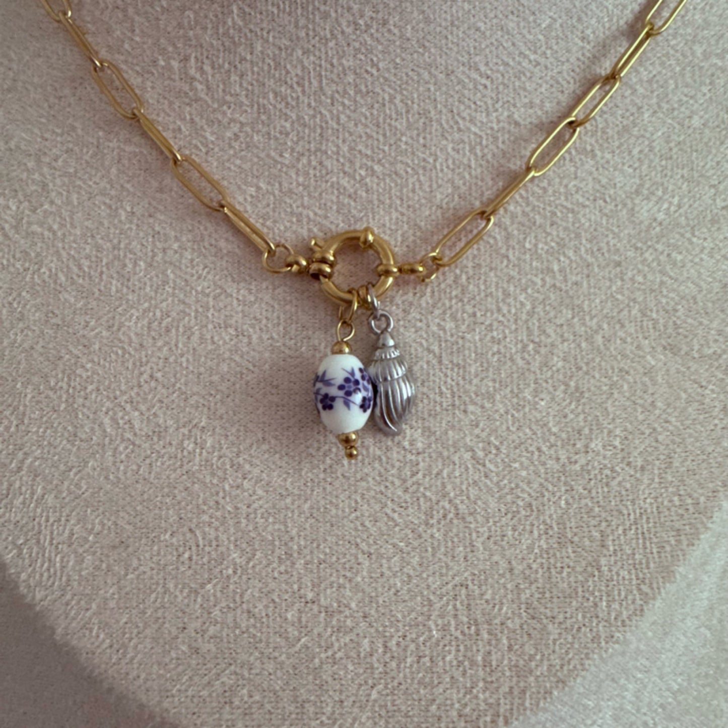 Shell mix metal charm necklace