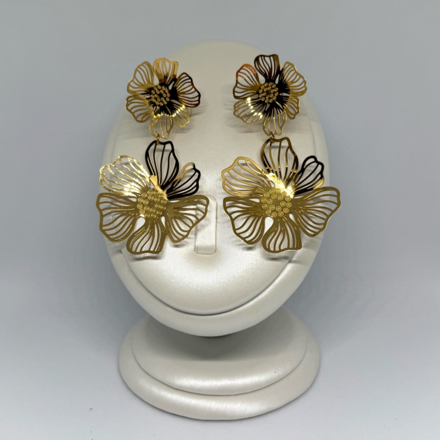 Double flower earrings gold