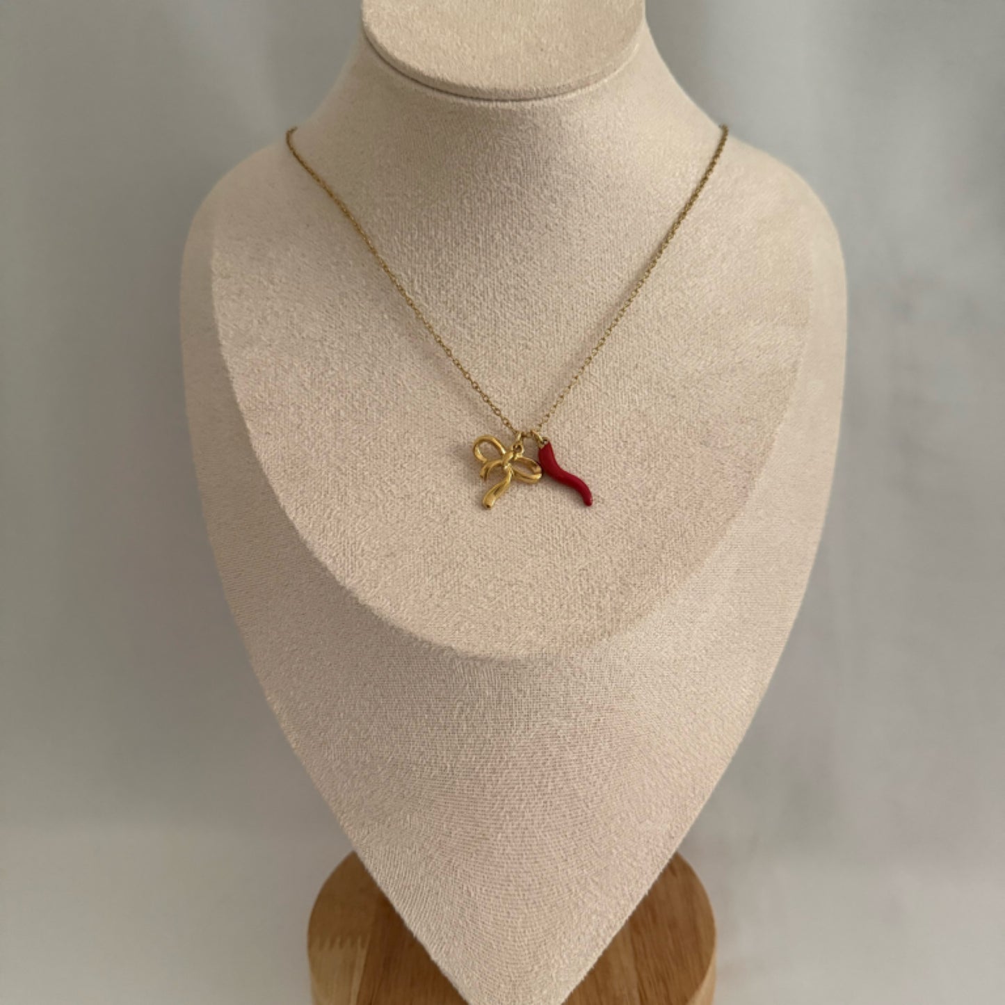 Chilli bow charm necklace