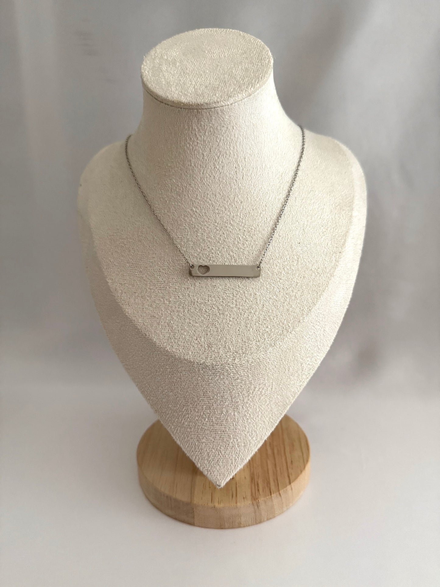 Heart bar necklace silver