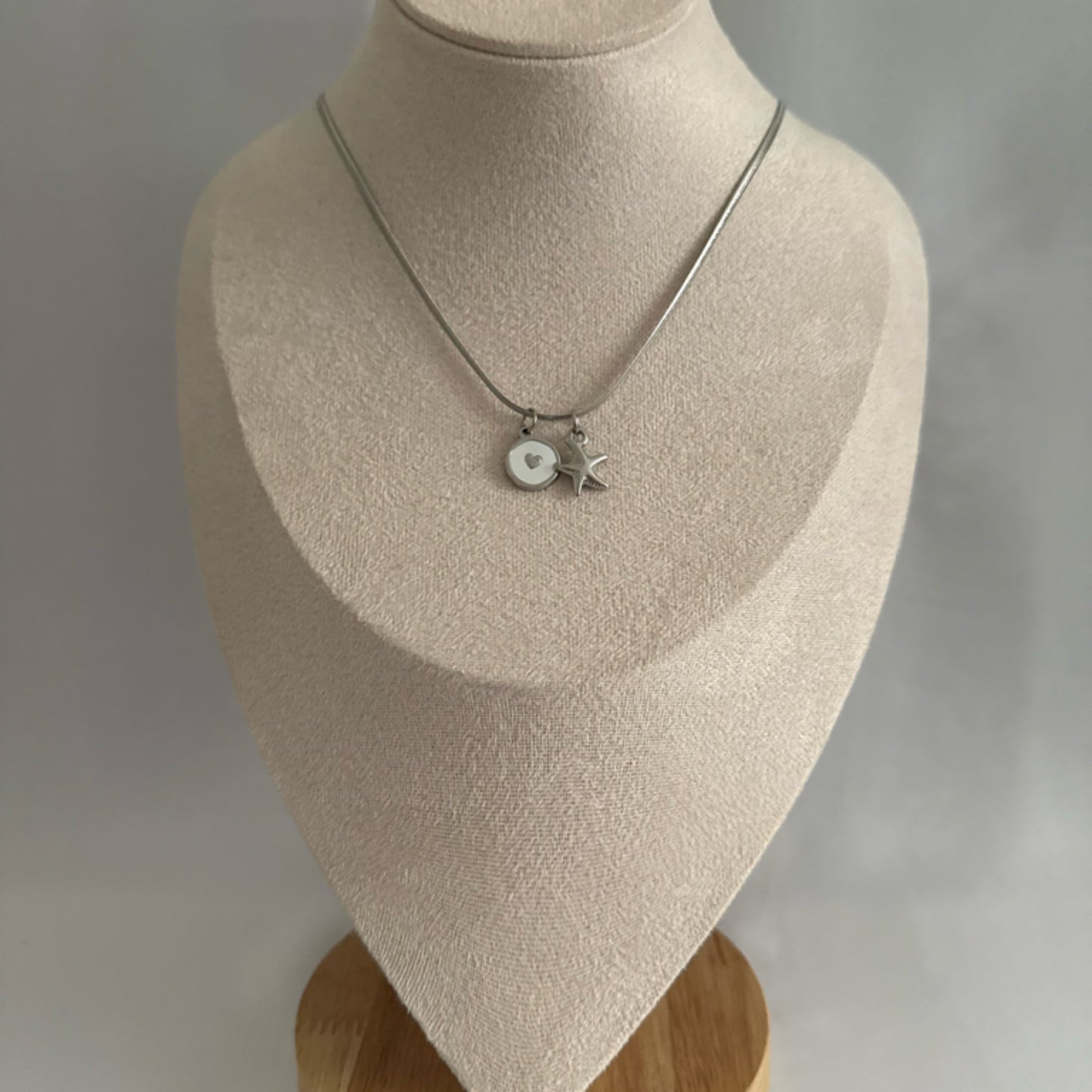 Starfish charm necklace silver