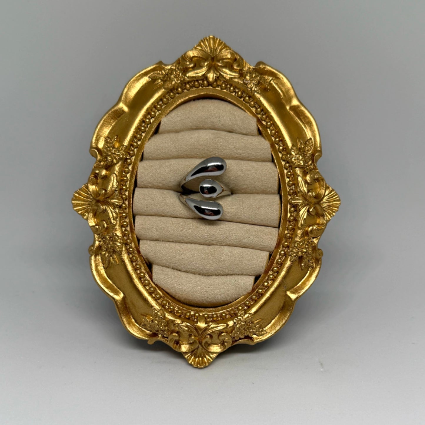 Triple wrap ring