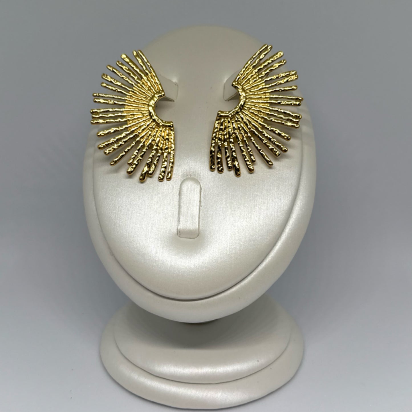 Half sun earrings gold