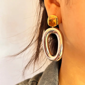 Retro O dangle earrings