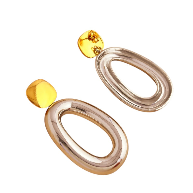 Retro O dangle earrings