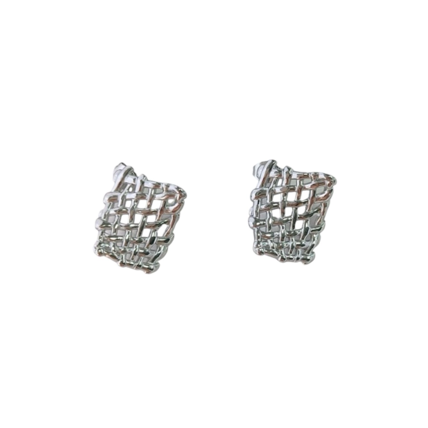 Mini mesh stud earrings silver