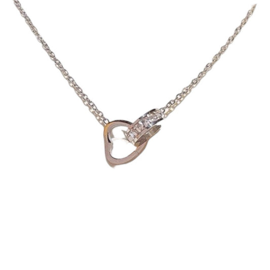 Linked heart necklace