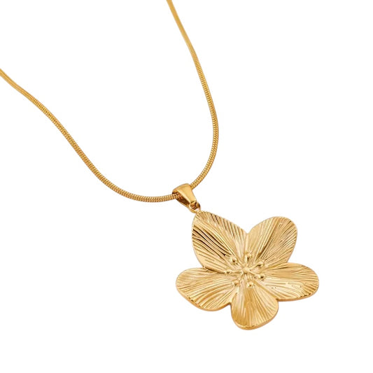 Hibiscus necklace
