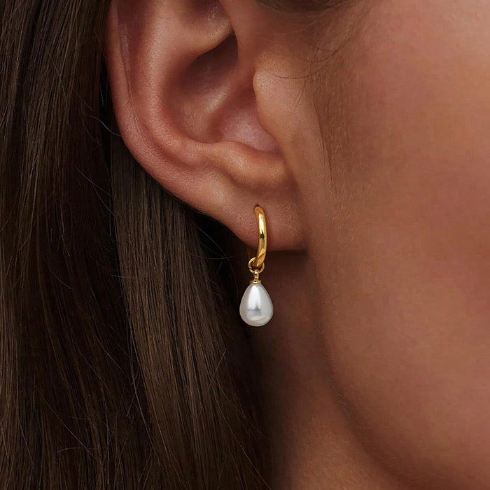 Pearl teardrop earrings